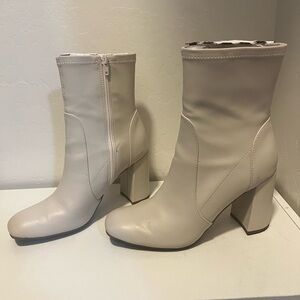 White Boots - Chunky Heel